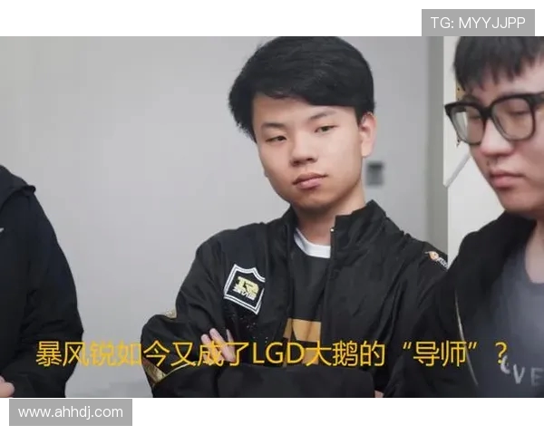RNG战队反击策略深度解析与实战应用探讨 RNG战队反击策略深度解析与实战应用探讨