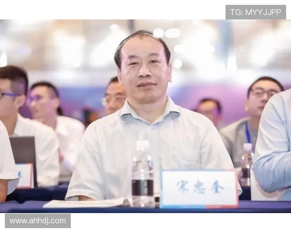 专访陈强:深入探讨篮球领域的成功秘诀与未来发展方向 专访陈强:深入探讨篮球领域的成功秘诀与未来发展方向