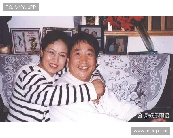 李静的排球人生深度对话:从赛场到人生哲学的启示与反思 李静的排球人生深度对话:从赛场到人生哲学的启示与反思