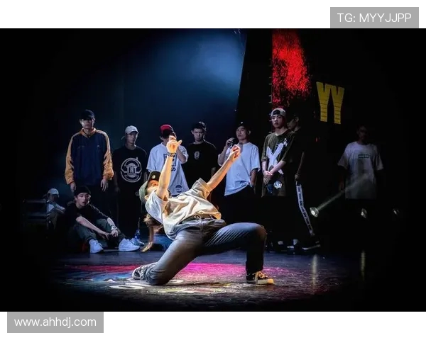 深圳街舞队在世界攀岩锦标赛中的个人能力表现分析与点评 深圳街舞队在世界攀岩锦标赛中的个人能力表现分析与点评