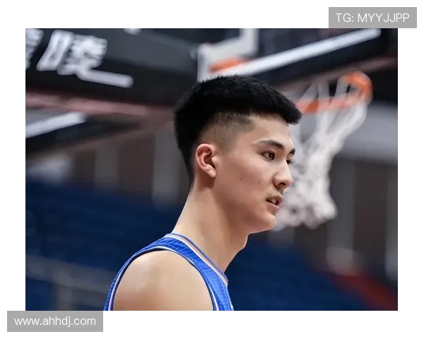 CBA精彩对决回顾北京首钢与北控的巅峰对抗录像分析