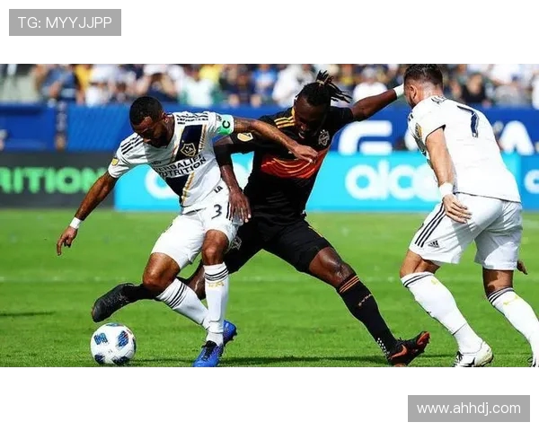 洛杉矶足球队迎战奥多兰城队精彩对决即将上演 洛杉矶足球队迎战奥多兰城队精彩对决即将上演