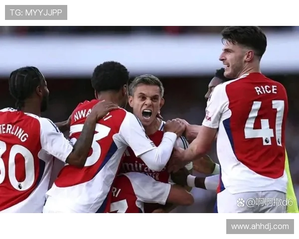 福登闪耀英超赛场展现潜力与实力引发球迷热议与期待 福登闪耀英超赛场展现潜力与实力引发球迷热议与期待