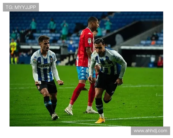 西班牙人足球队赛程分析与未来对手展望 西班牙人足球队赛程分析与未来对手展望