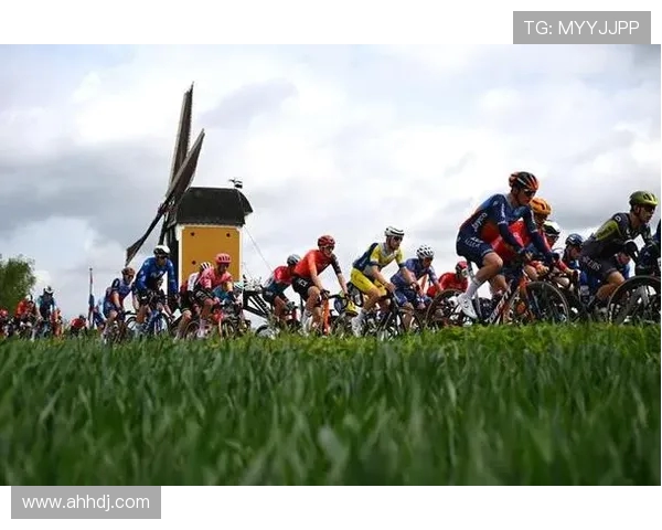 广州攀岩队引领热潮探索攀岩运动的新节奏与未来发展