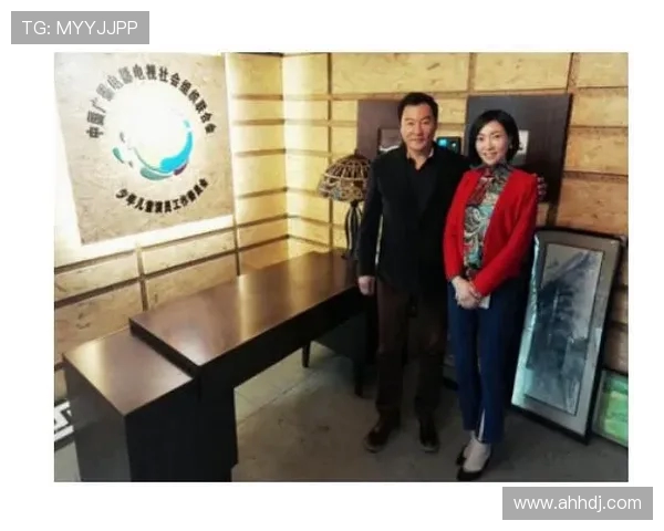 张强专访：从青涩少年到足球明星的成长之路回顾